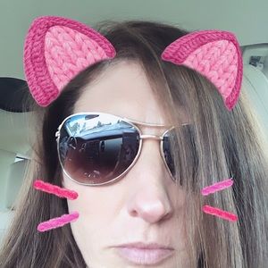 Meet your Posher, April